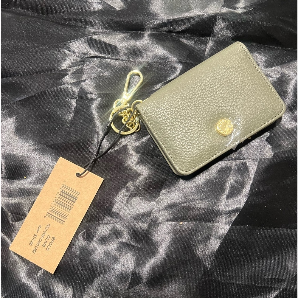 STEVE MADDEN olive keychain wallet , NWT​